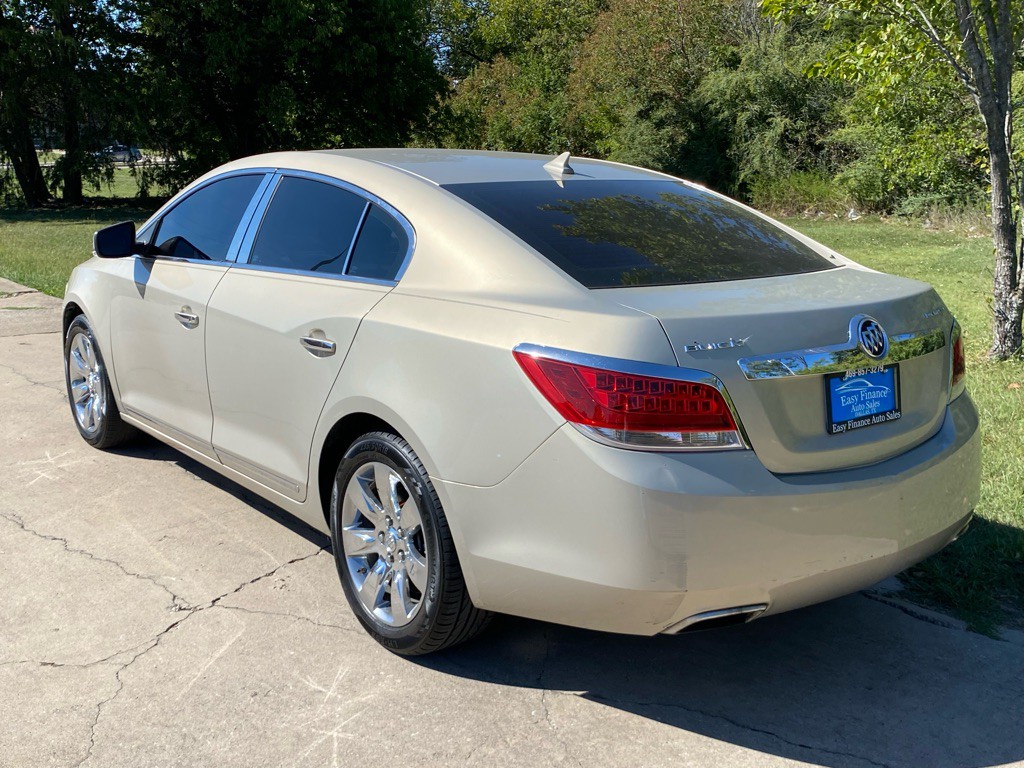 2012 Buick Lacrosse Image 4