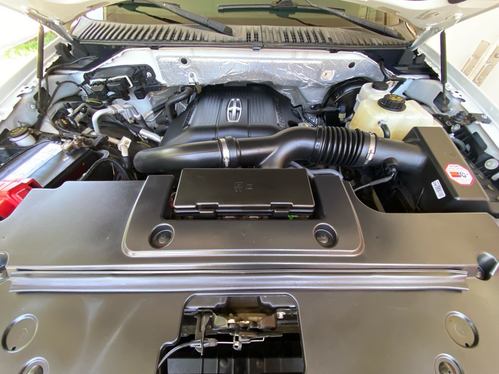 2015 Lincoln Navigator Image 24