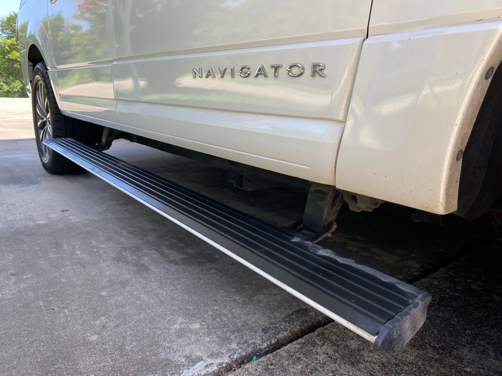 2015 Lincoln Navigator Image 25