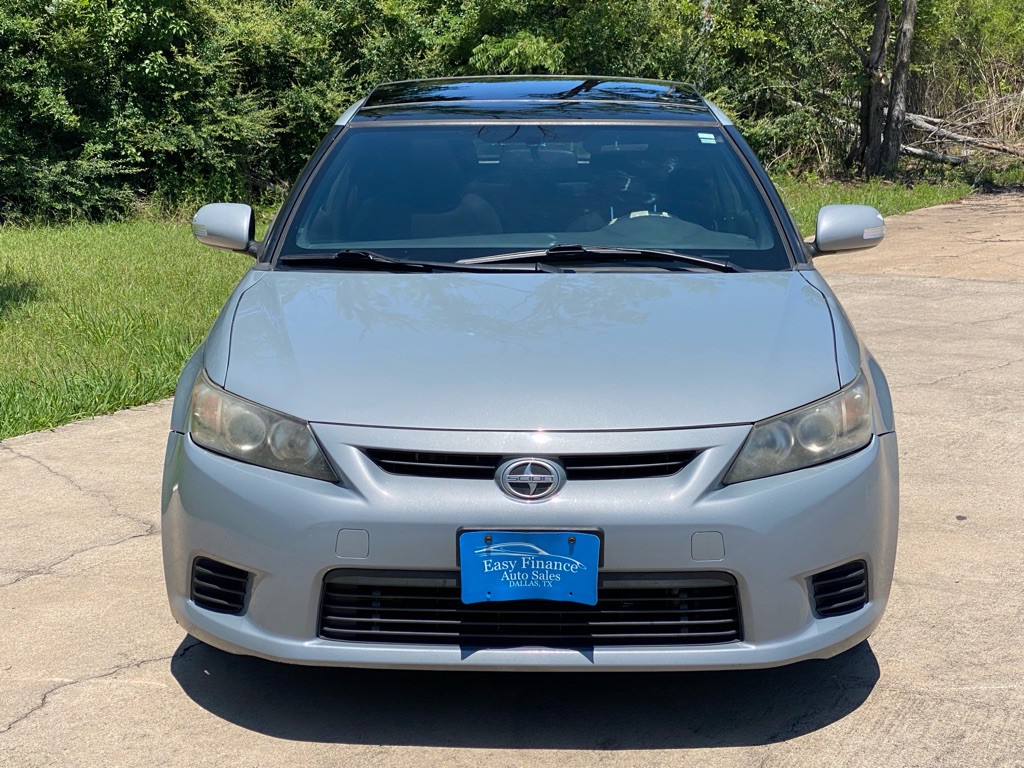 2013 Scion tC Image 2