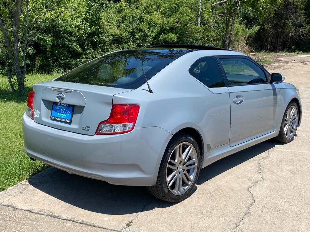 2013 Scion tC Image 5