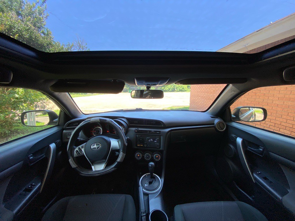2013 Scion tC Image 18