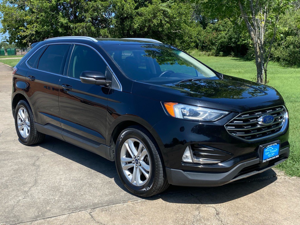 2020 Ford Edge Image 1