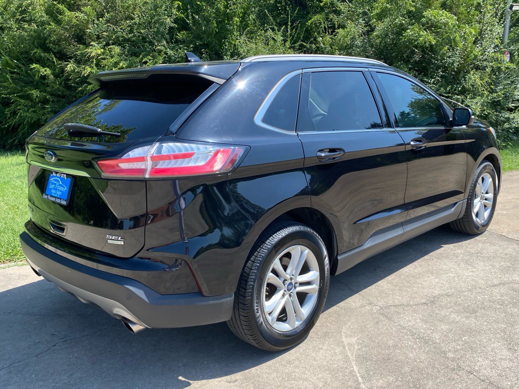 2020 Ford Edge Image 4