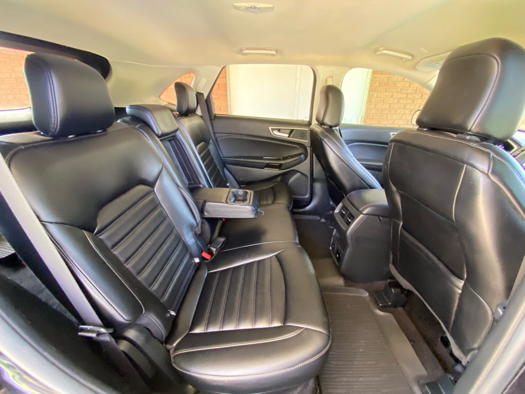 2020 Ford Edge Image 12