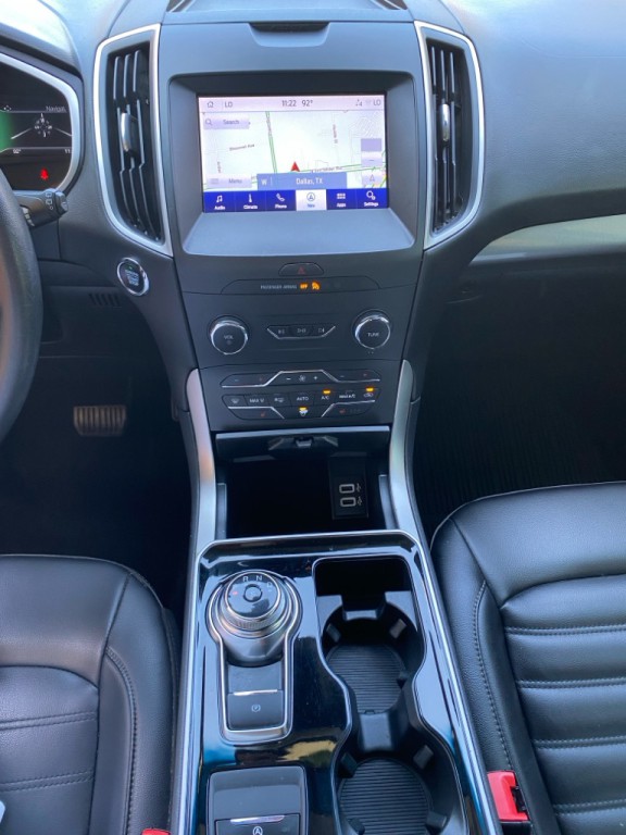 2020 Ford Edge Image 18