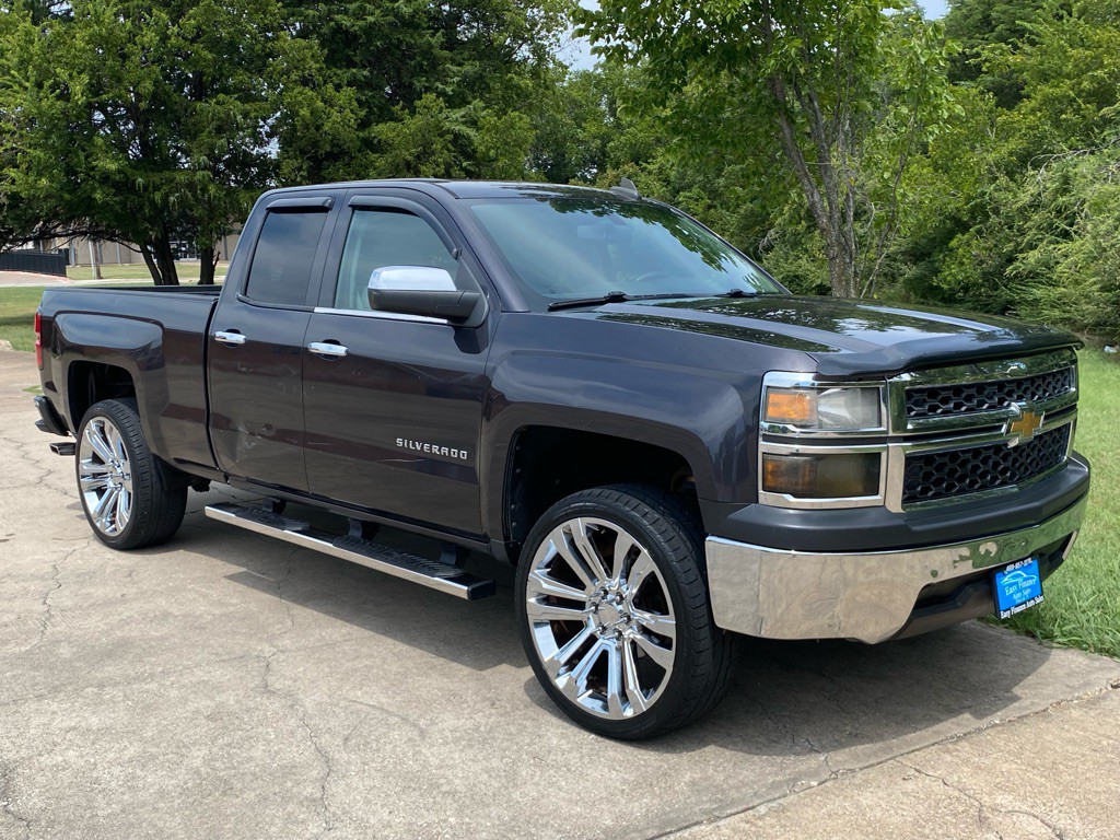 2015 Chevrolet Silverado 1500 Image 1
