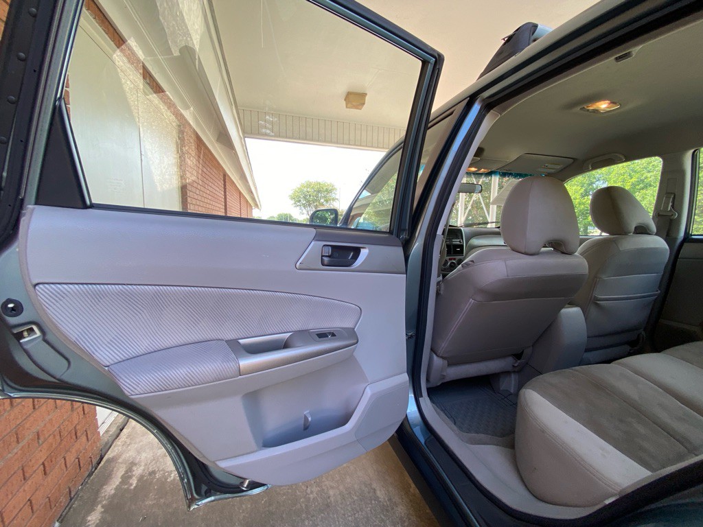 2009 Subaru Forester Image 10