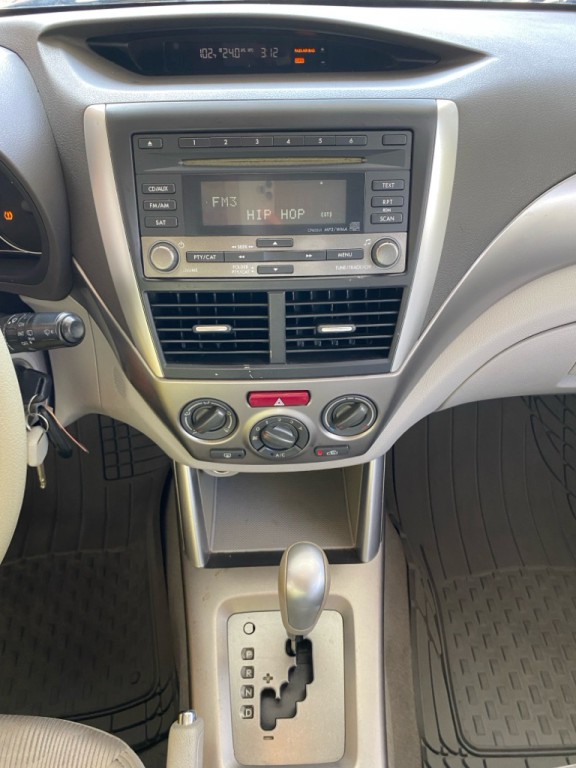 2009 Subaru Forester Image 17