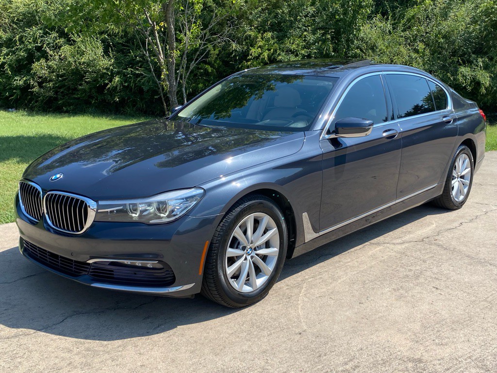 2016 BMW 7 Series Image 3