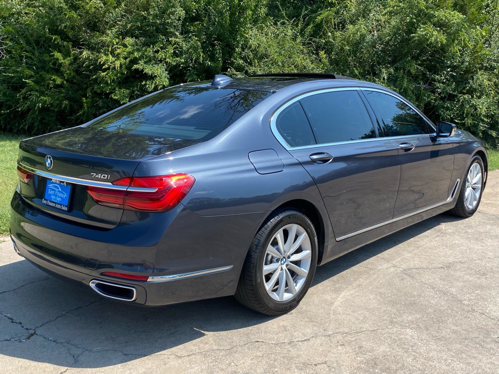 2016 BMW 7 Series Image 4