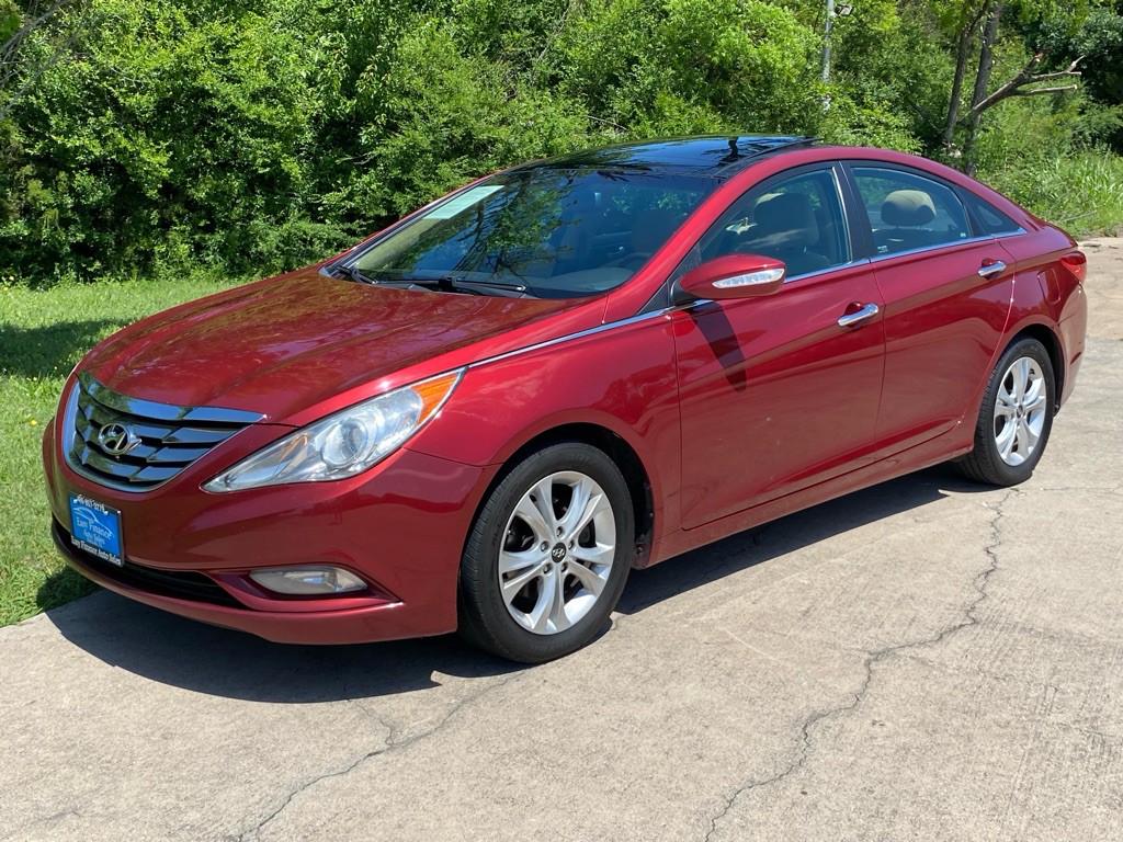 2012 Hyundai Sonata Image 3
