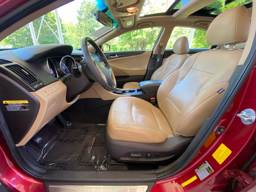 2012 Hyundai Sonata Image 9