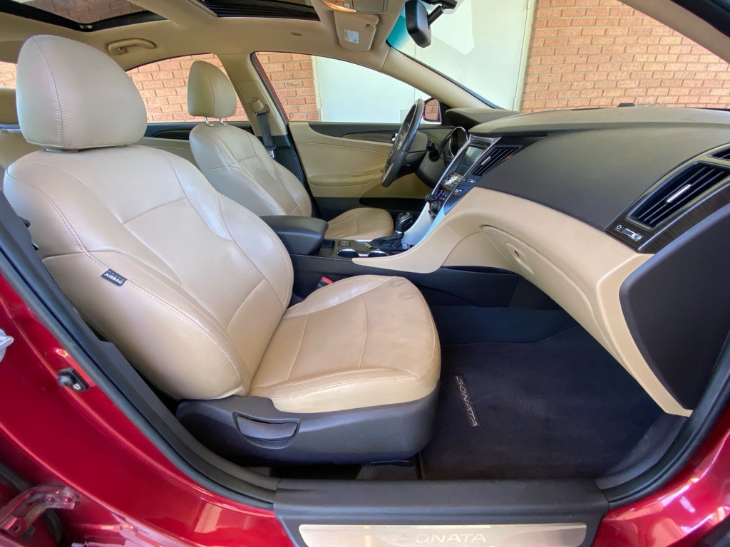 2012 Hyundai Sonata Image 14