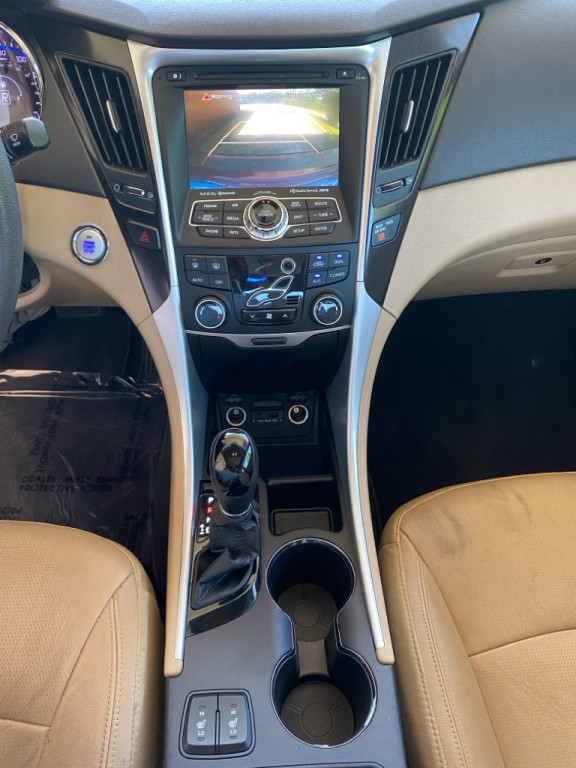 2012 Hyundai Sonata Image 18