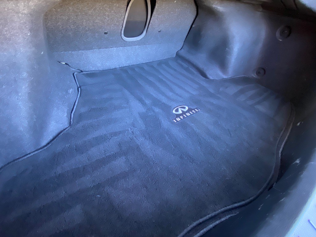 2011 INFINITI G37 Image 20