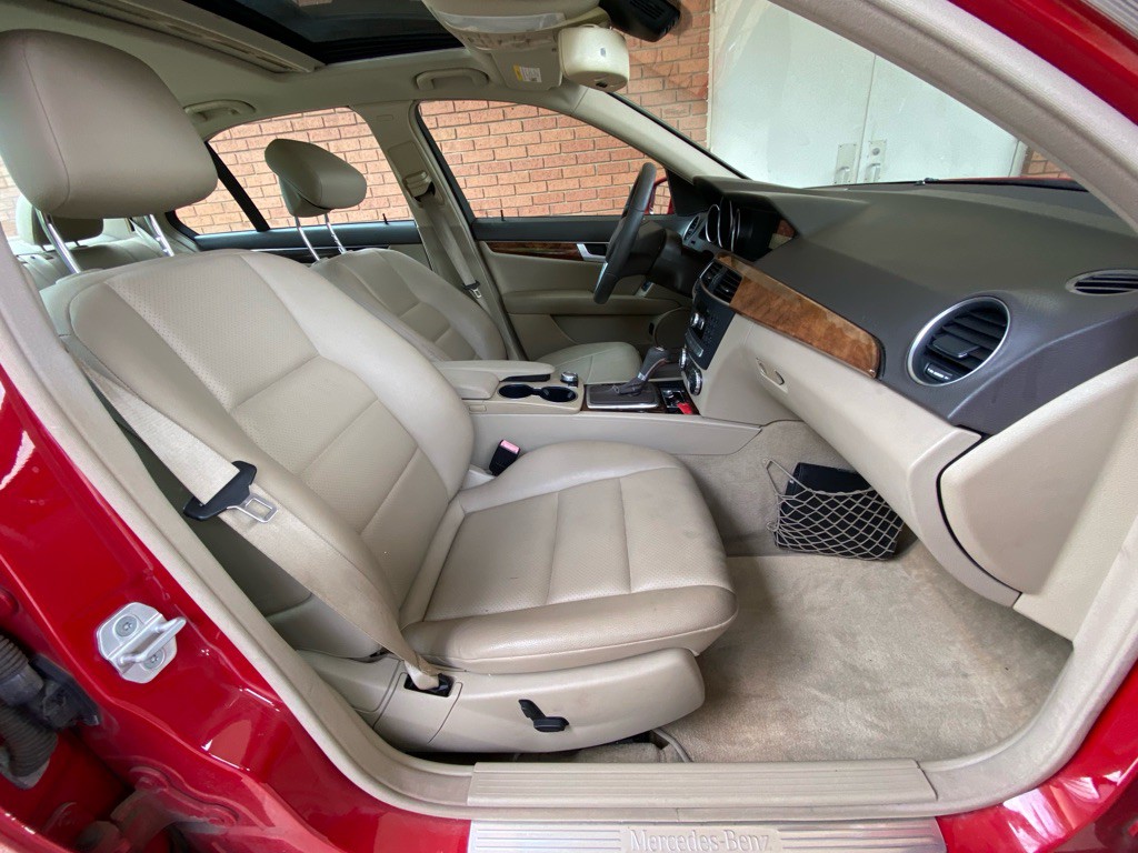 2013 Mercedes-Benz C-Class Image 10