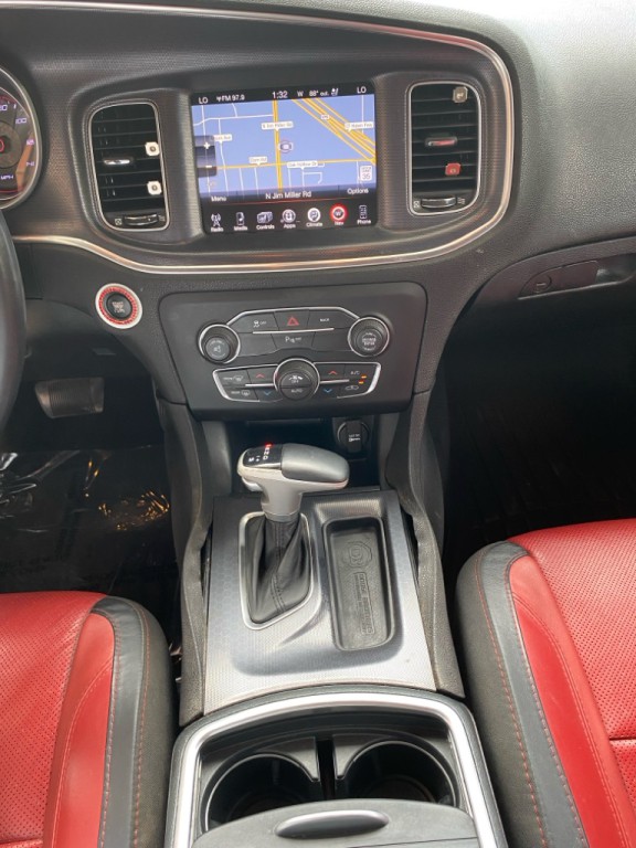 2015 Dodge Charger Image 19