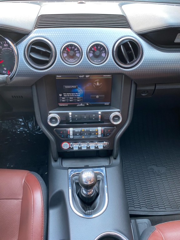2015 Ford Mustang Image 17
