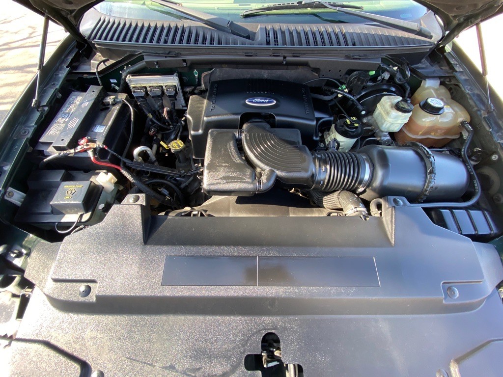 2003 Ford Expedition Image 19