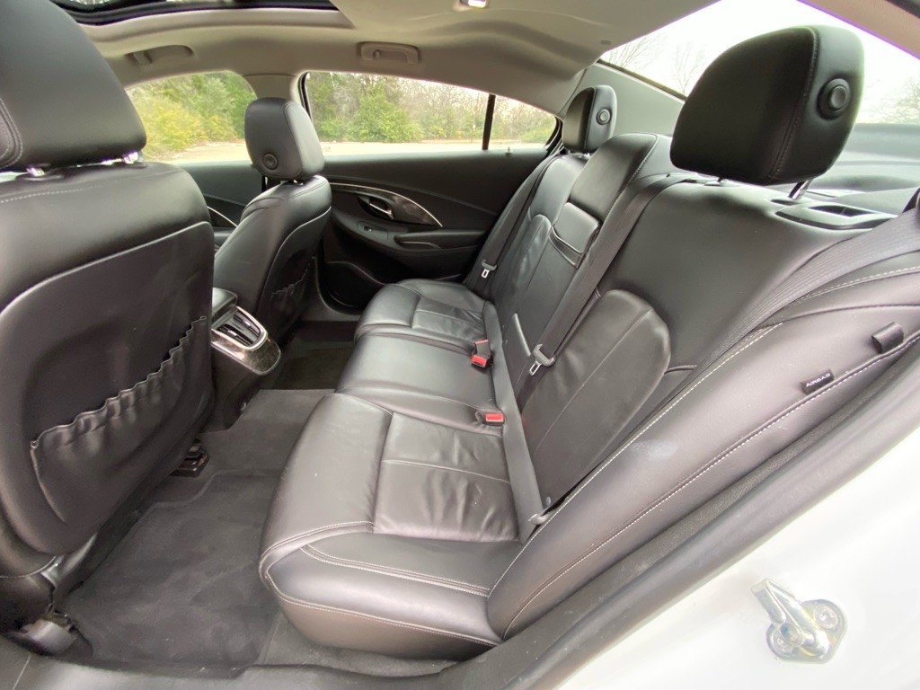 2016 Buick Lacrosse Image 7