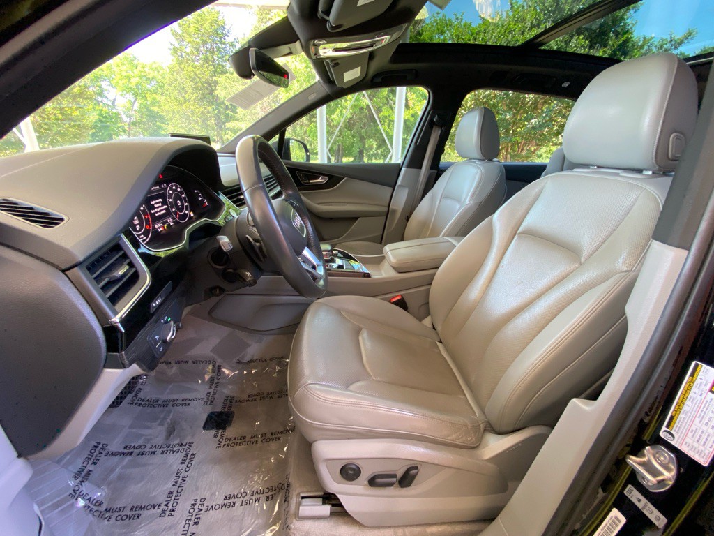 2017 Audi Q7 Image 9