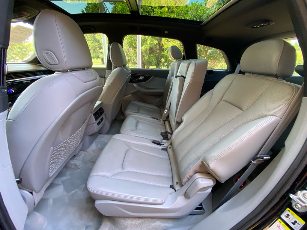 2017 Audi Q7 Image 13