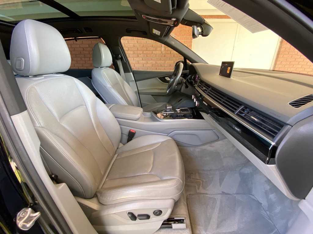 2017 Audi Q7 Image 19