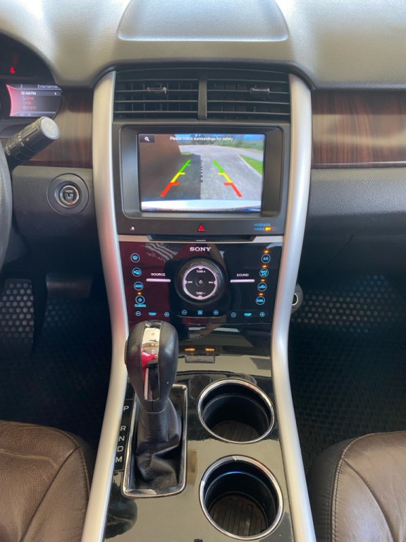 2011 Ford Edge Image 16