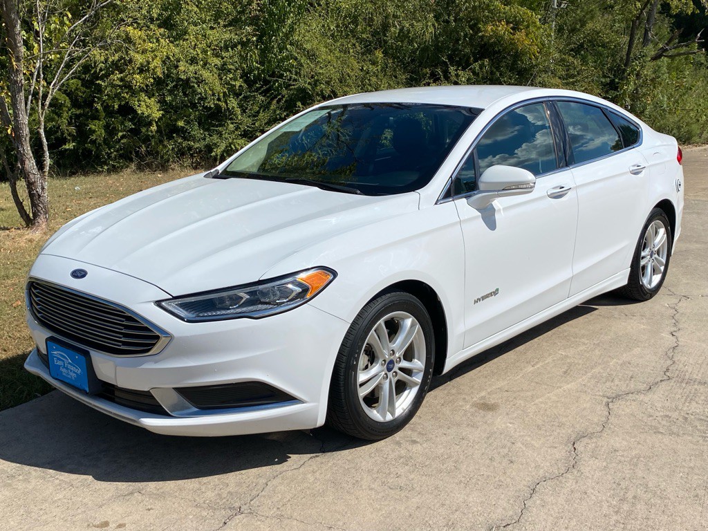 2018 Ford Fusion Image 3