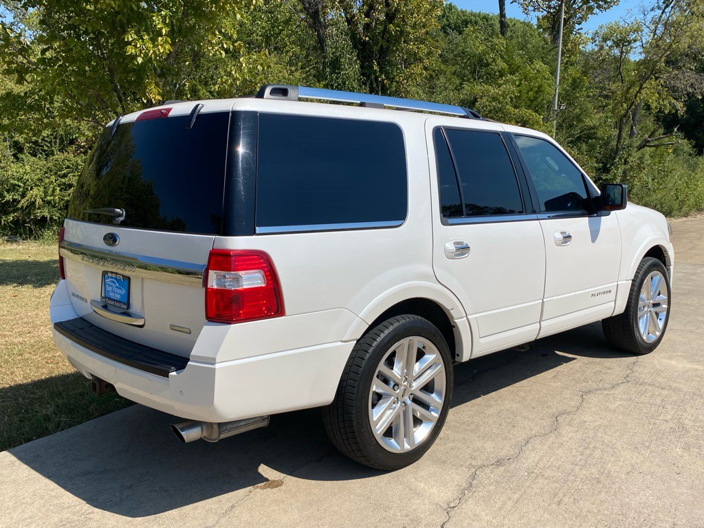2017 Ford Expedition Image 4