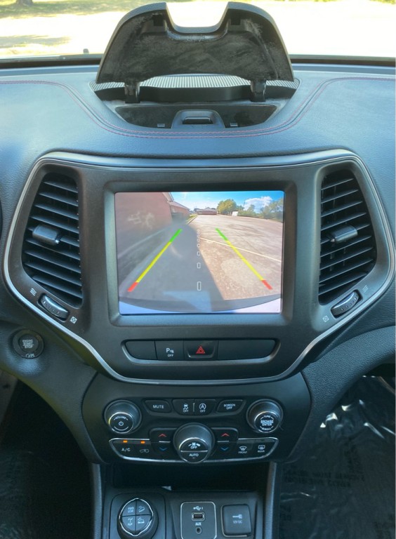 2020 Jeep Cherokee Image 20