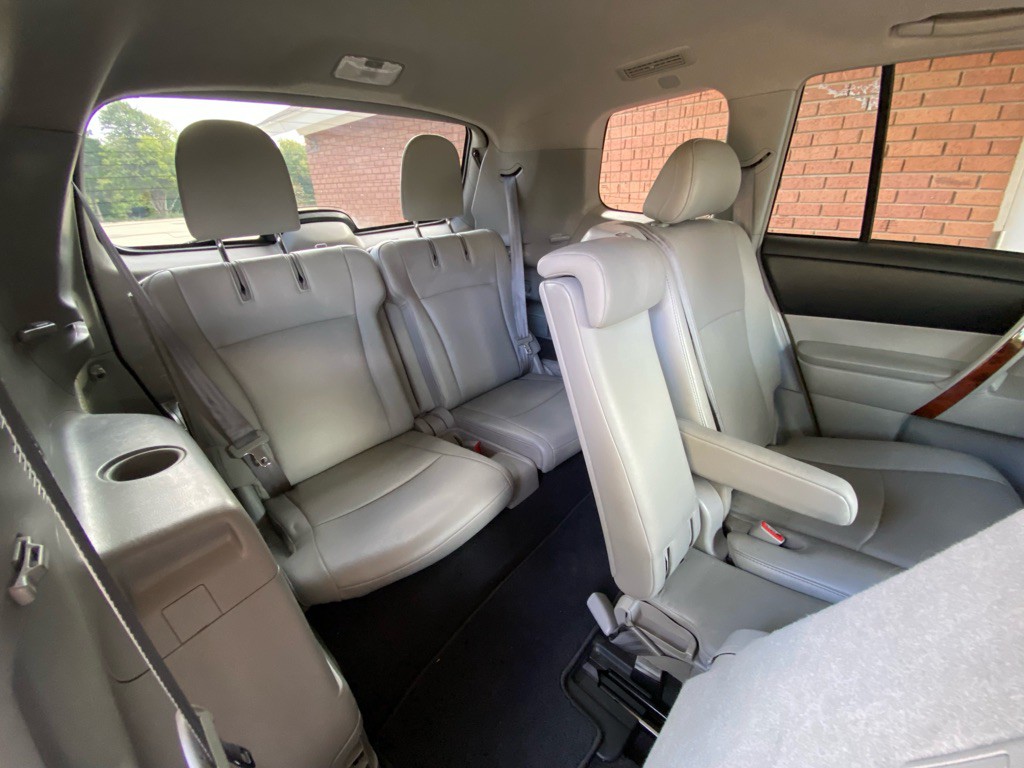 2012 Toyota Highlander Image 13
