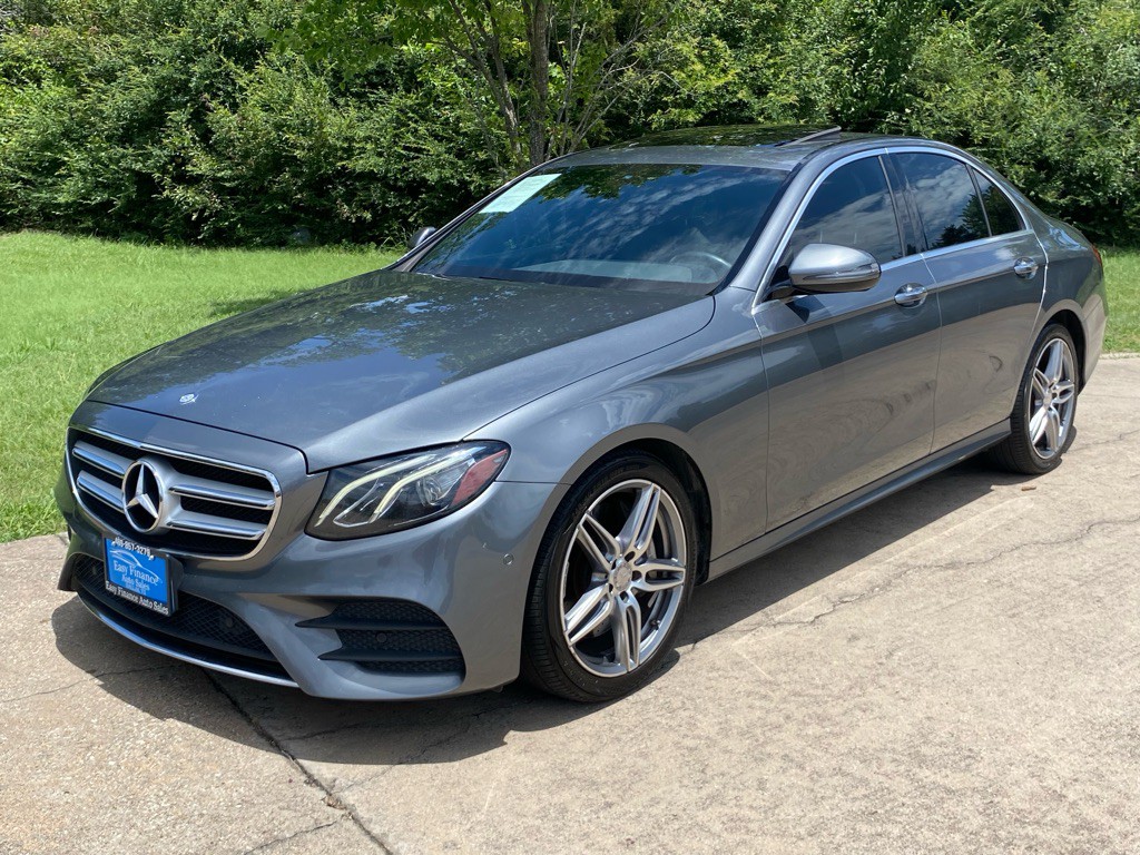 2017 Mercedes-Benz E-Class Image 3