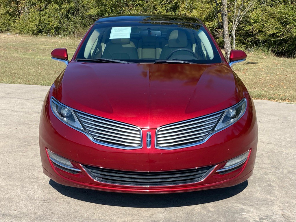 2013 Lincoln MKZ Image 2