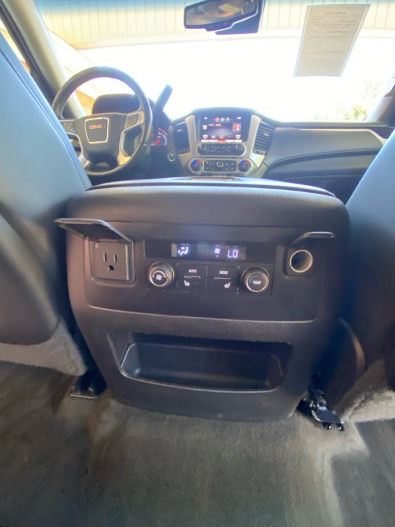 2015 GMC Yukon Image 13