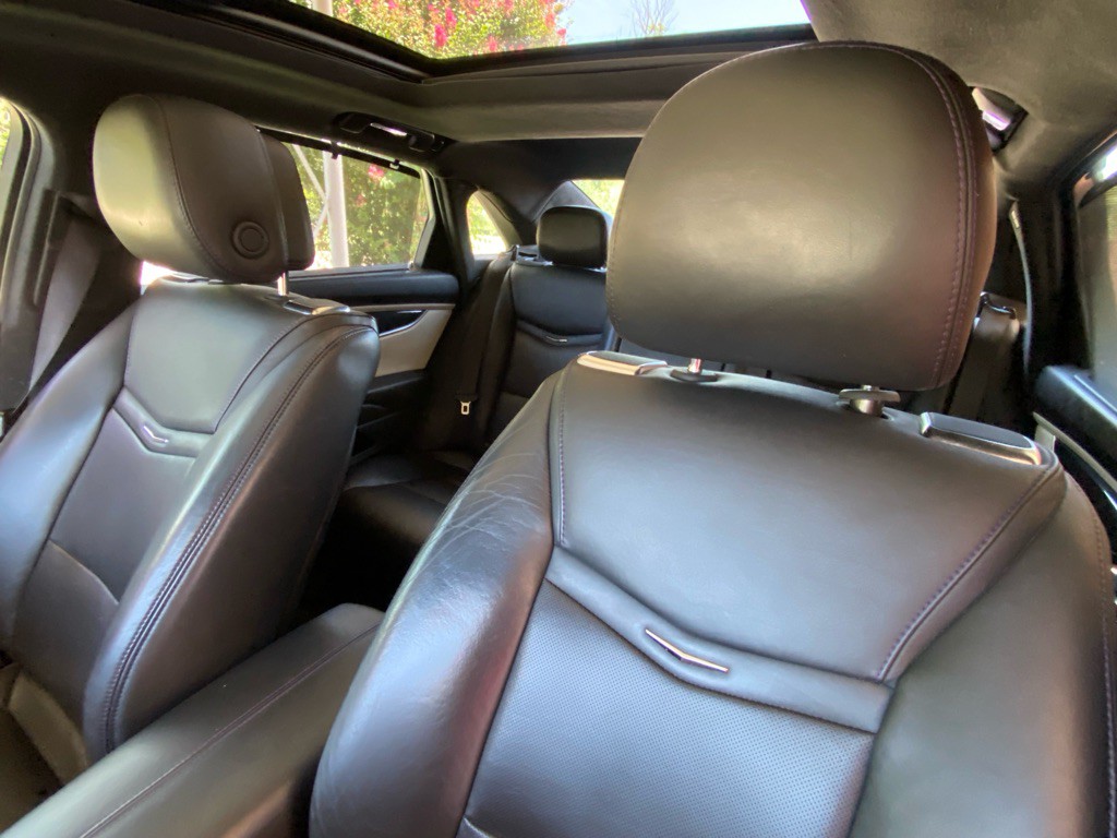 2013 Cadillac XTS Image 11