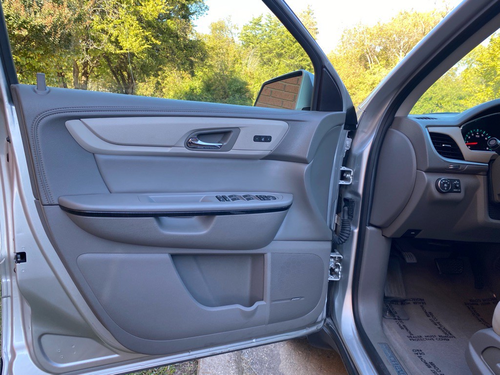 2015 Chevrolet Traverse Image 7