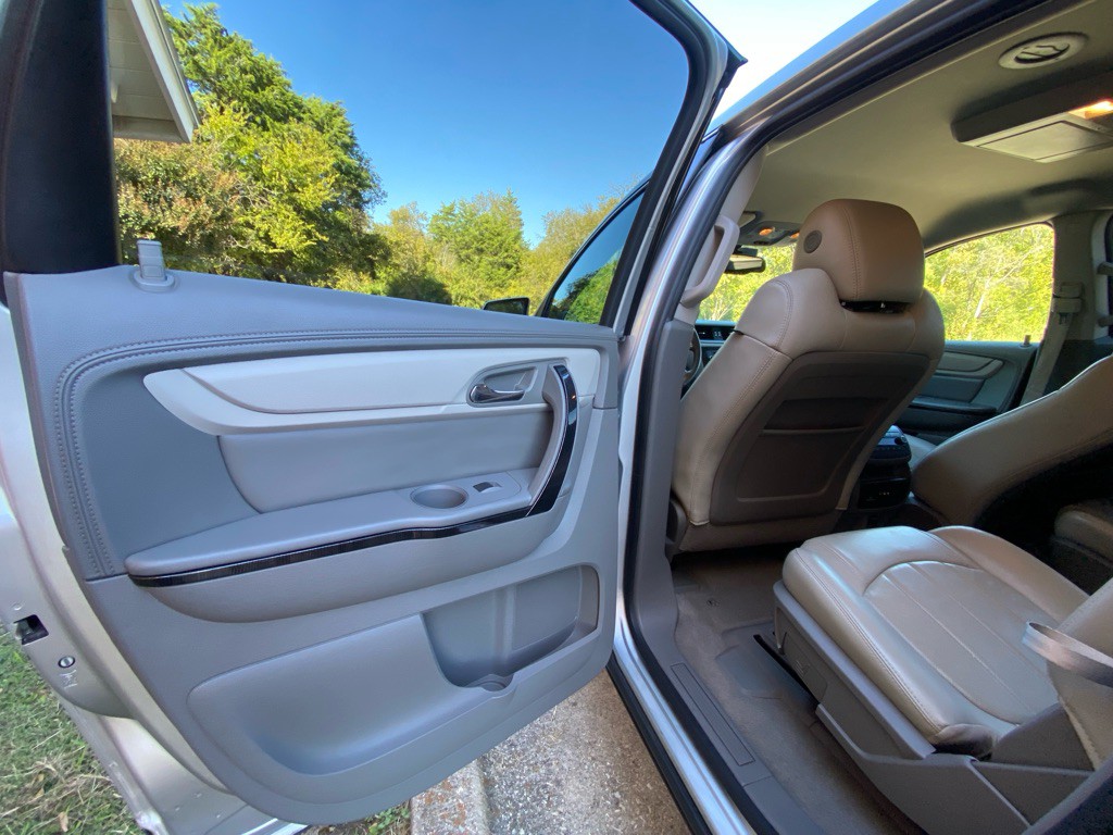 2015 Chevrolet Traverse Image 9