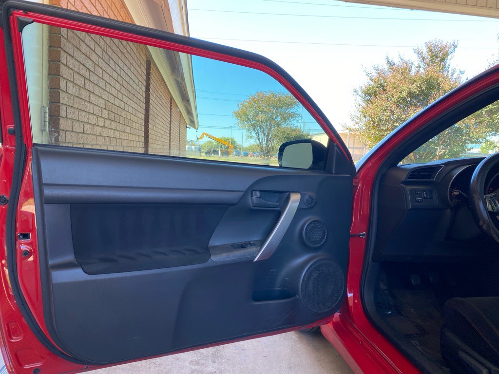 2013 Scion tC Image 8