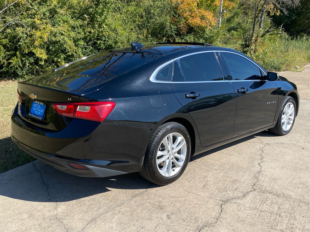 2018 Chevrolet Malibu Image 4