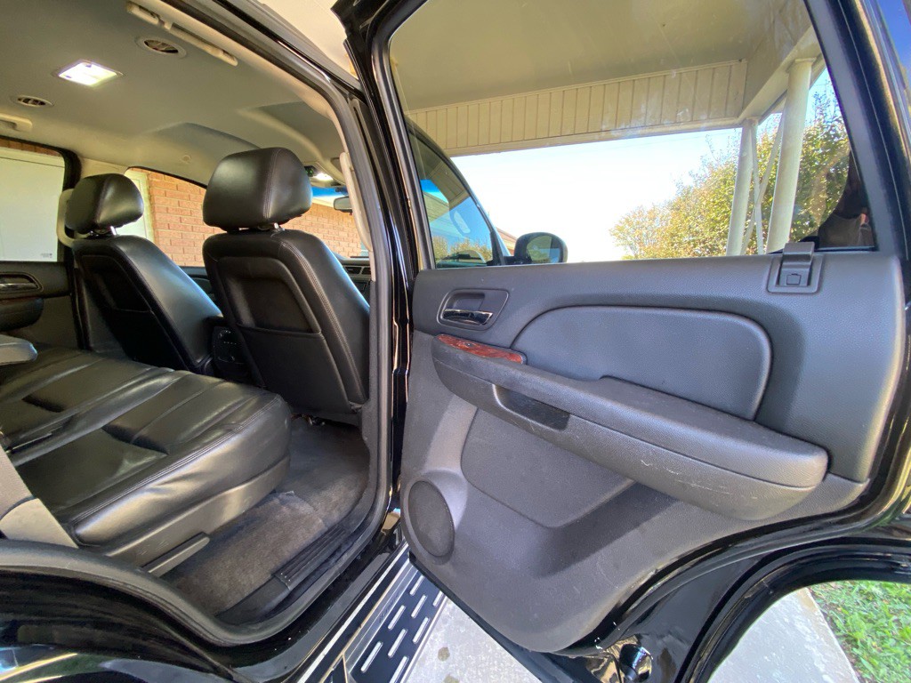 2013 Chevrolet Tahoe Image 10