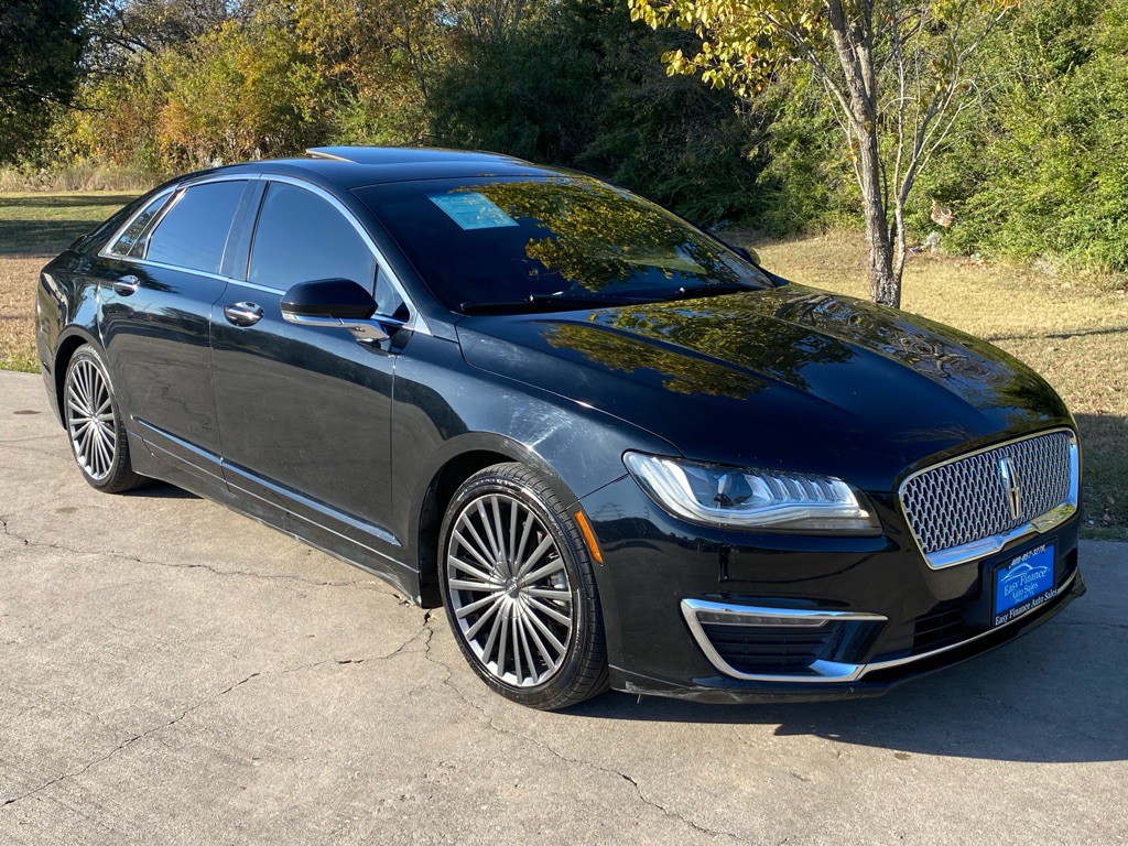 2017 Lincoln MKZ Image 1