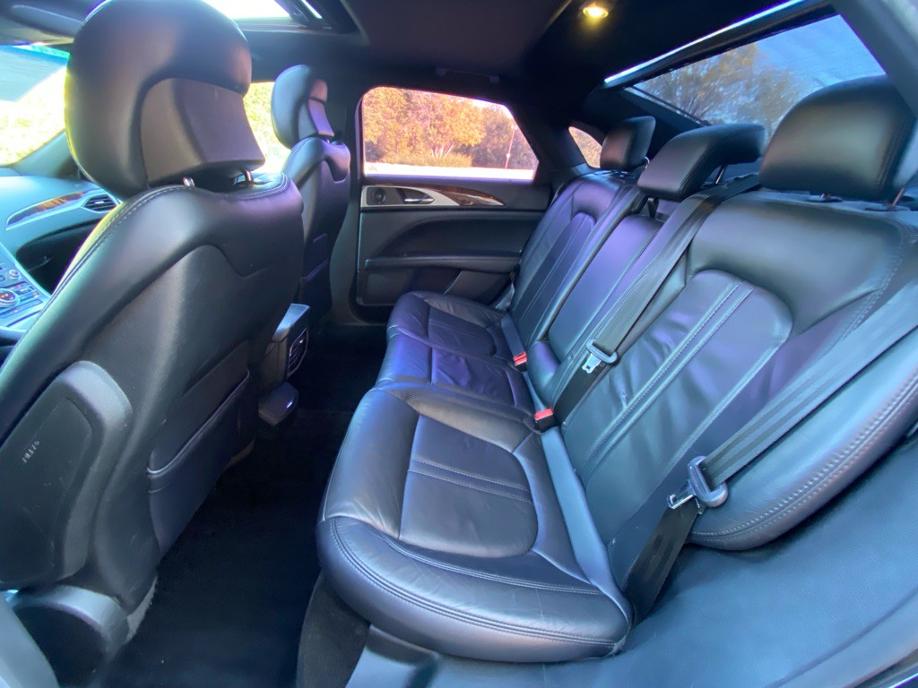 2017 Lincoln MKZ Image 10