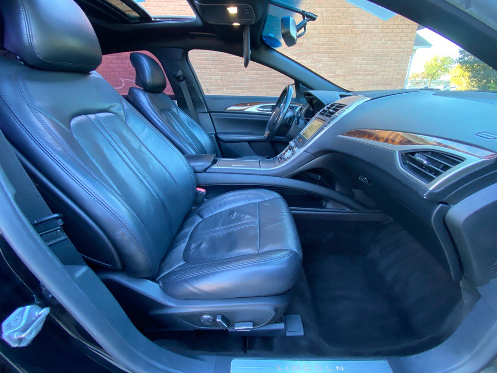 2017 Lincoln MKZ Image 13