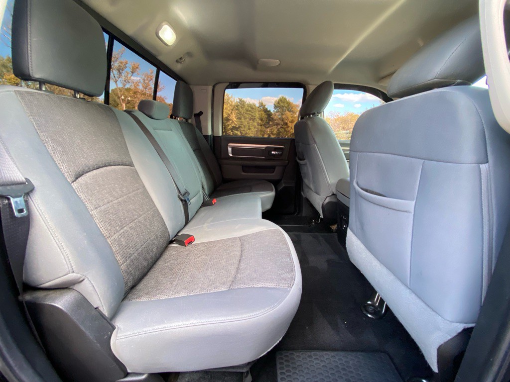 2014 RAM 1500 Image 12