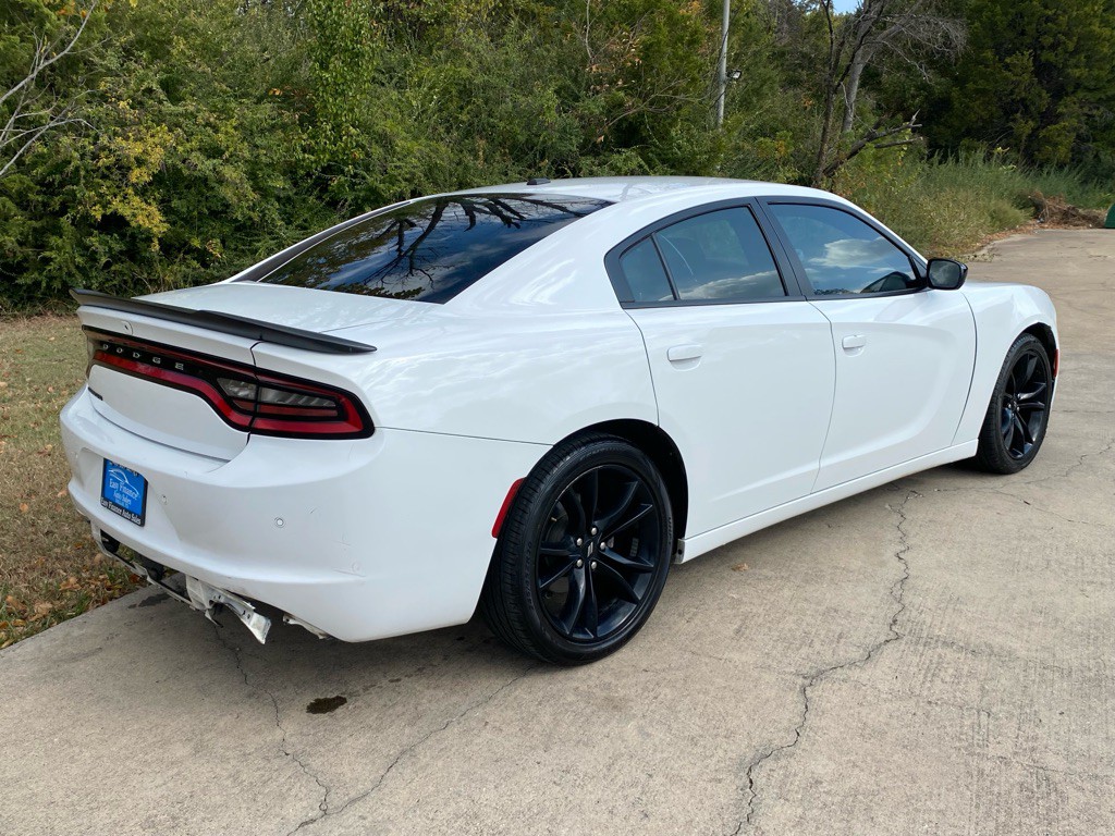 2018 Dodge Charger Image 4