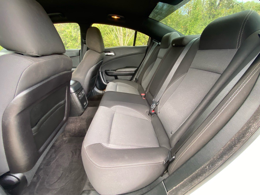 2018 Dodge Charger Image 10