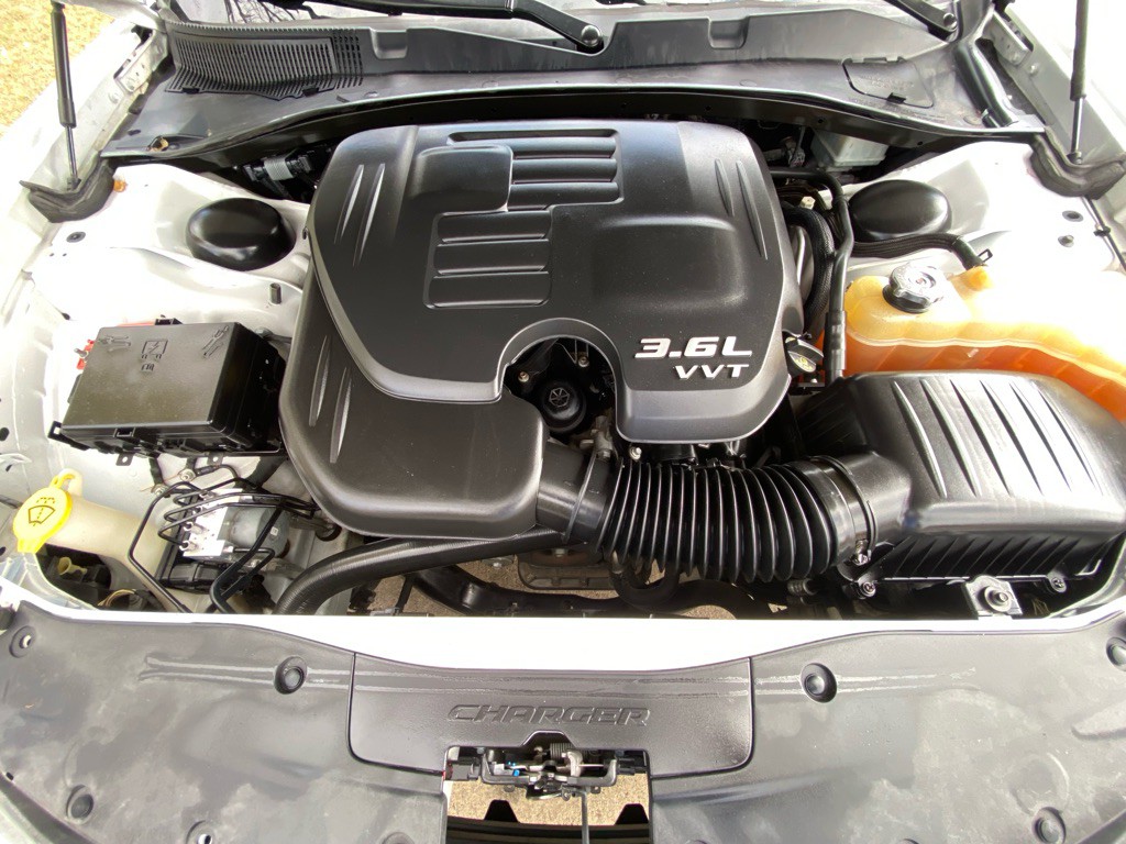 2018 Dodge Charger Image 19