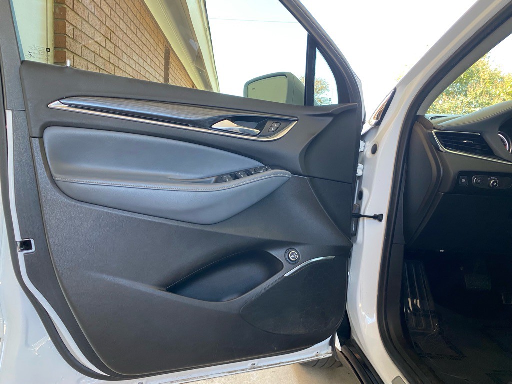 2018 Buick Enclave Image 6